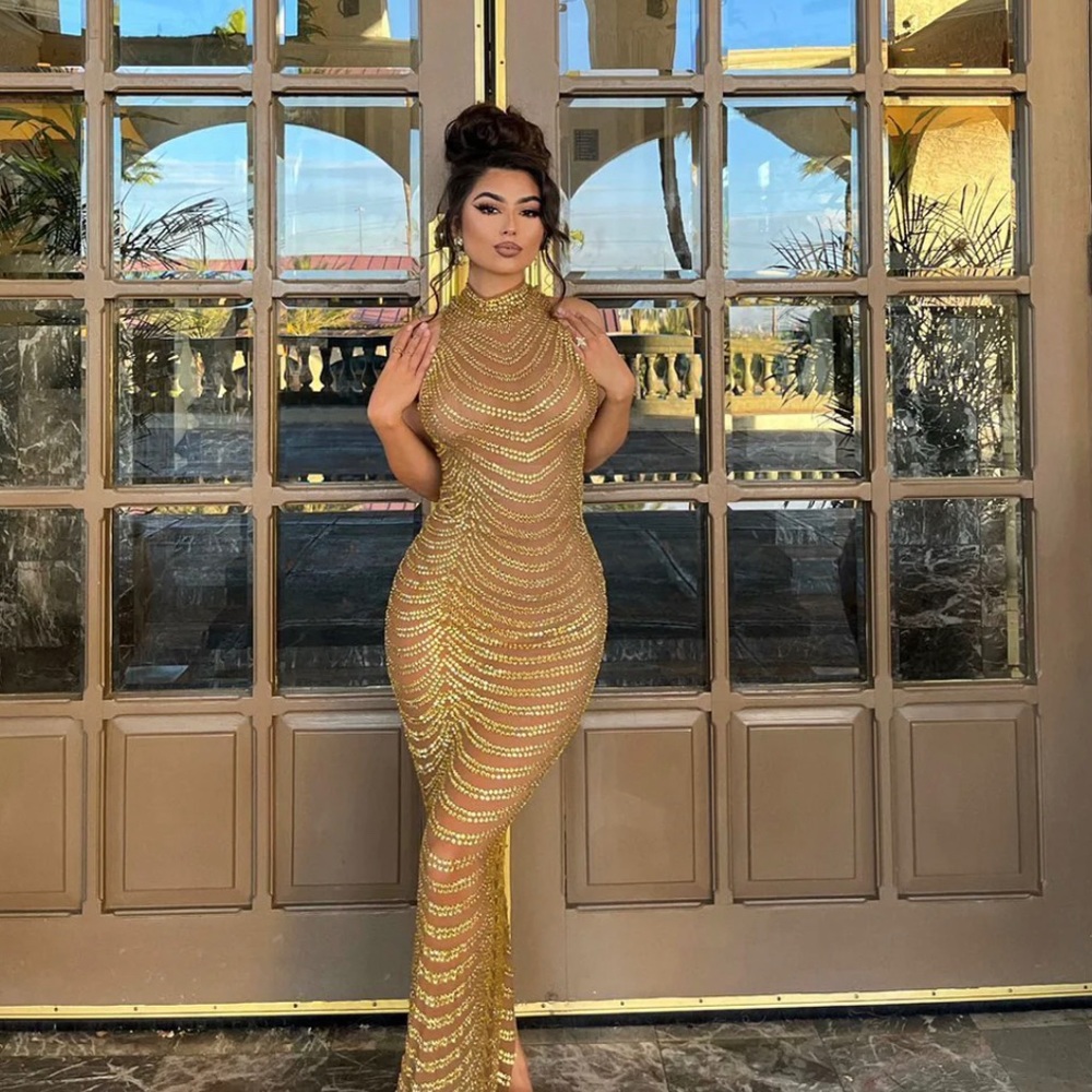 This Dress is from Alglist, fitted with a great stretch. Only worn once.